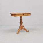 1221 3135 PEDESTAL TABLE